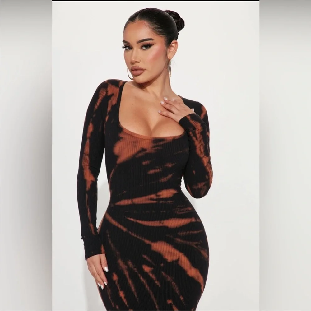 Fashion Nova, Maxi Dress , Women’s 1X , Black/Combo , Tie-Dye - Picture 3 of 6